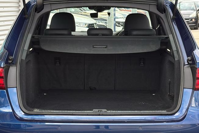 Audi A4 Avant Photo 12