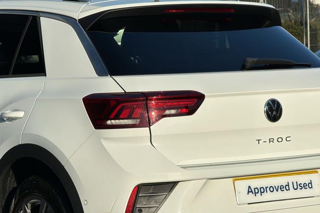 VOLKSWAGEN T-Roc Photo 50