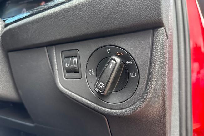 VOLKSWAGEN Polo Photo 25