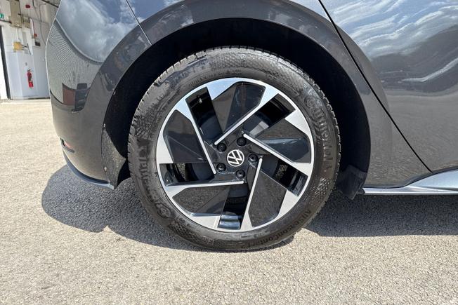 VOLKSWAGEN ID.3 Photo 21