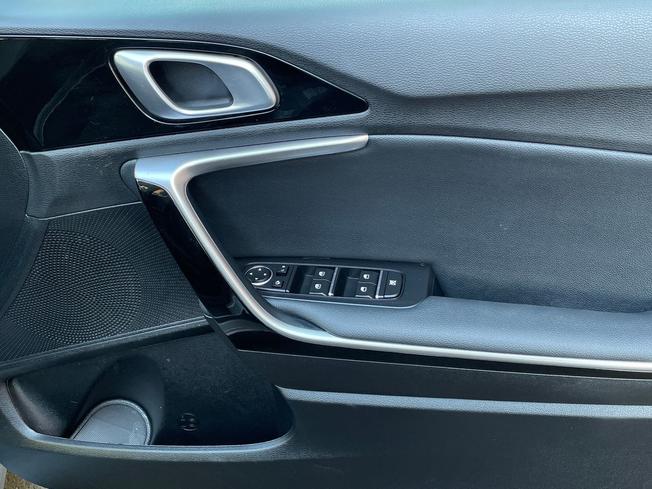KIA Ceed Photo 29