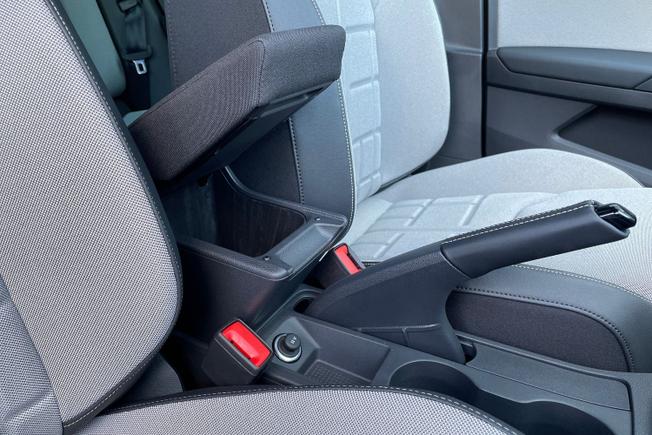 SEAT Arona Photo 33