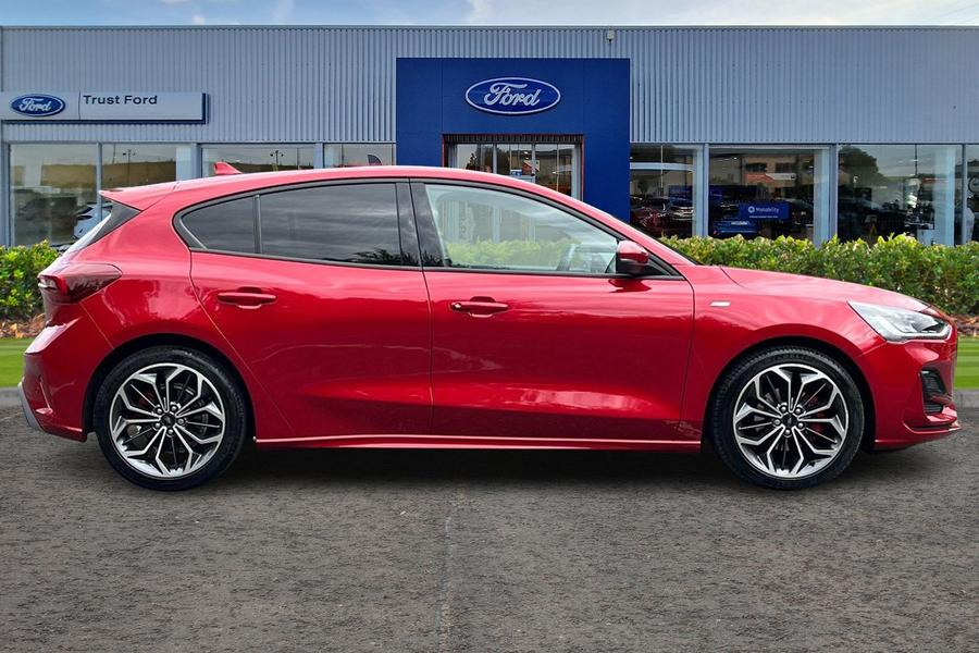 Ford FOCUS Photo autoimg-1677262bc95632ae84825215381d1a8f37fd204c.jpg