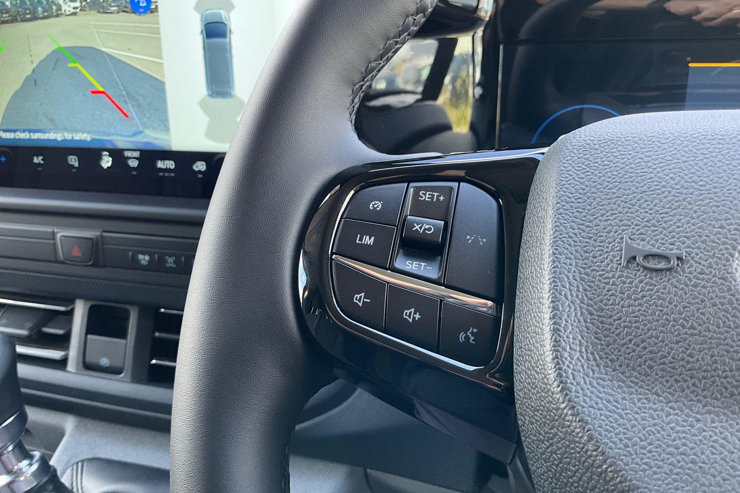 Ford TRANSIT CUSTOM Photo 34