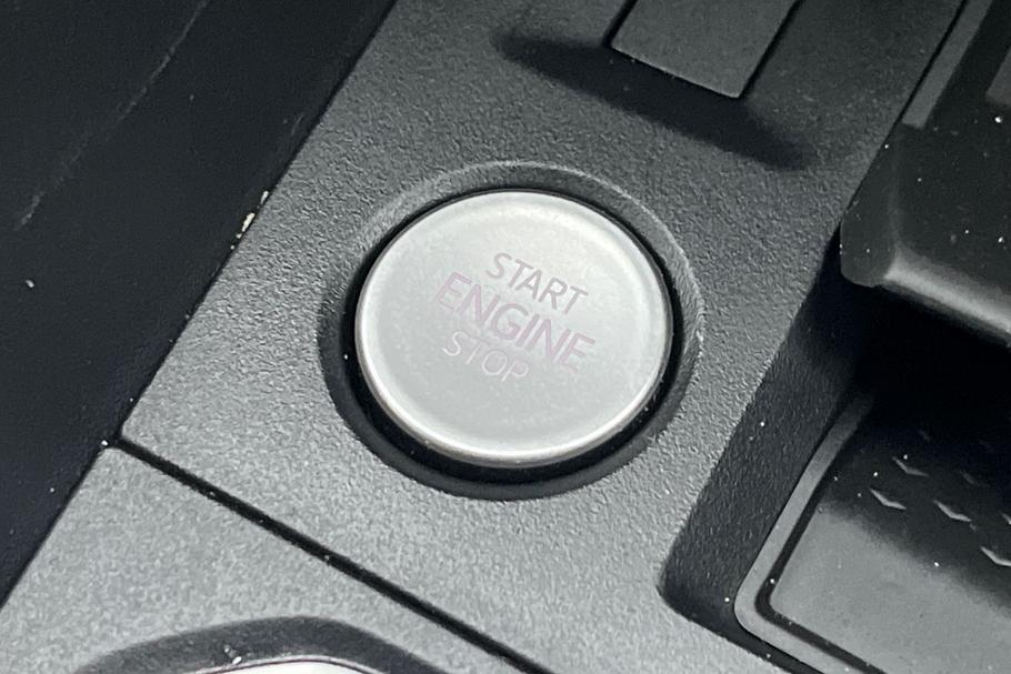 Used FORD TRANSIT CONNECT WV75YOP 17