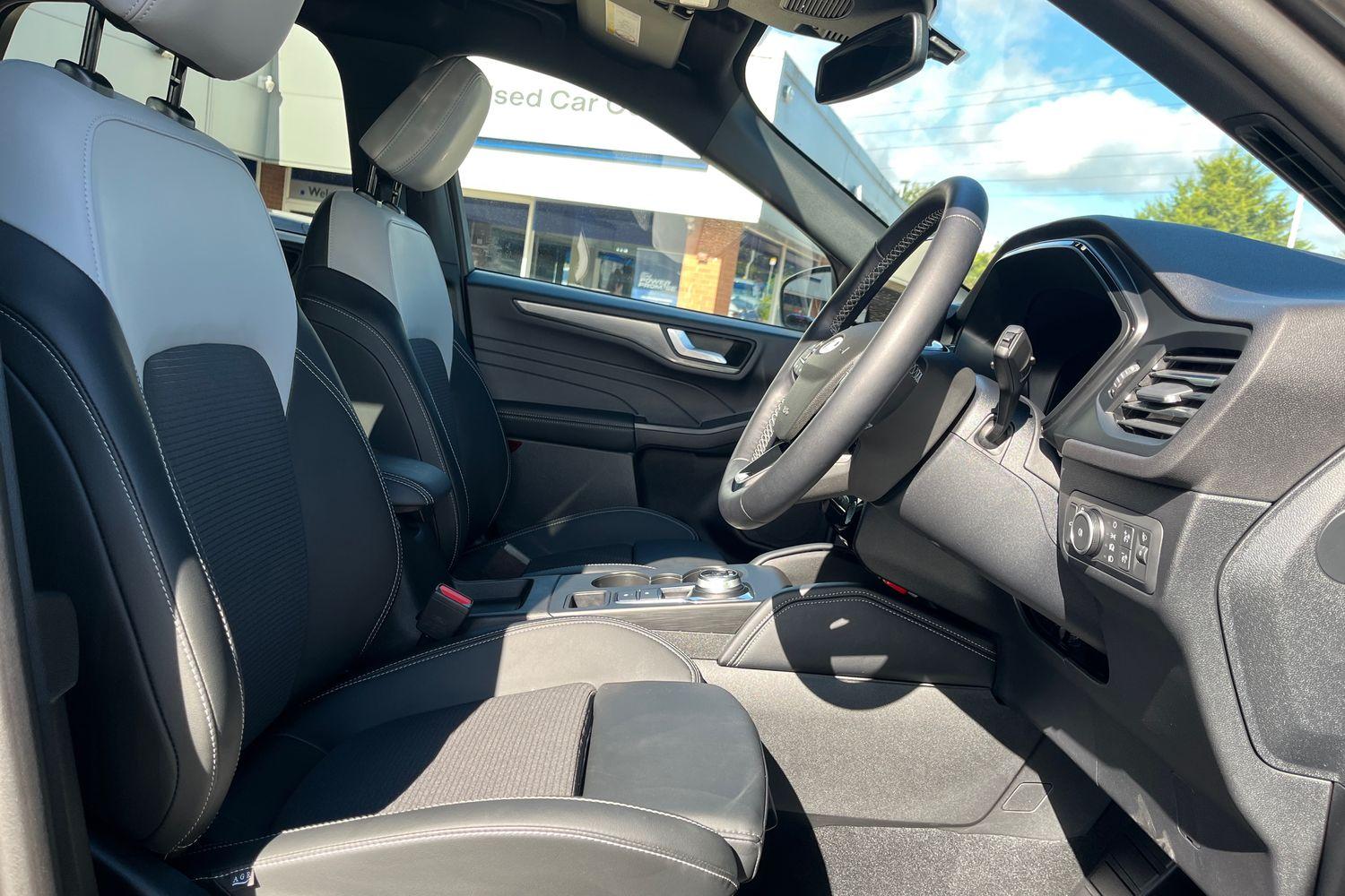 Ford Kuga Photo 16