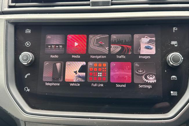 SEAT Ibiza Photo 13