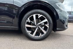 VOLKSWAGEN Polo Photo 5