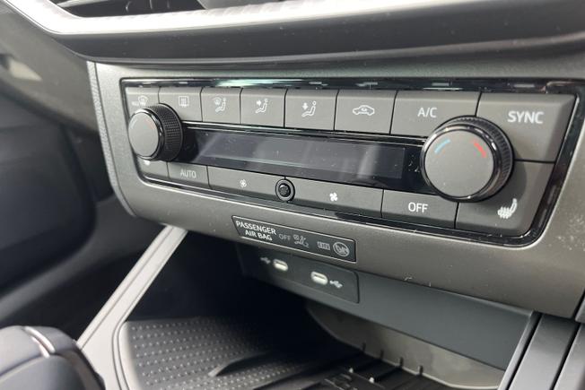 SEAT Ibiza Photo 29