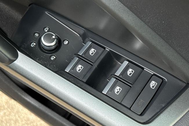 AUDI Q3 Photo 34