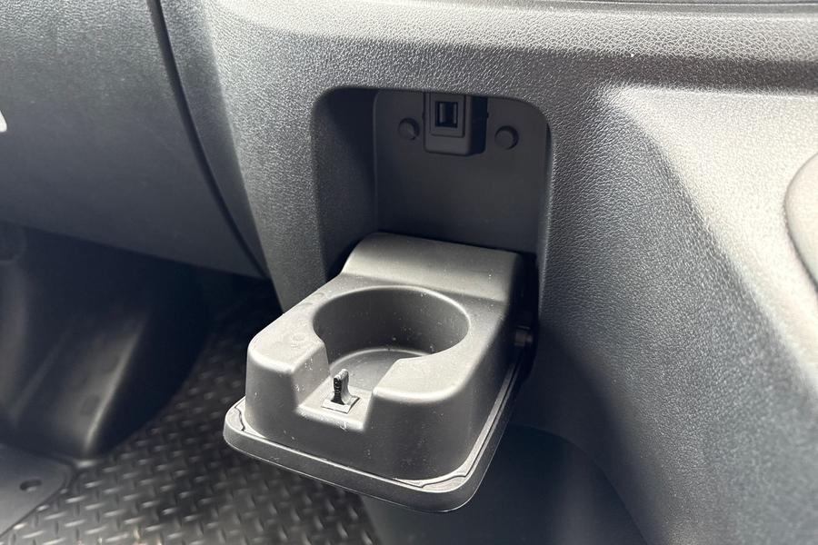 Renault TRAFIC Photo autoimg-16853e9fb41737f02a7eb3ecbf83f205ac61fafb.jpg