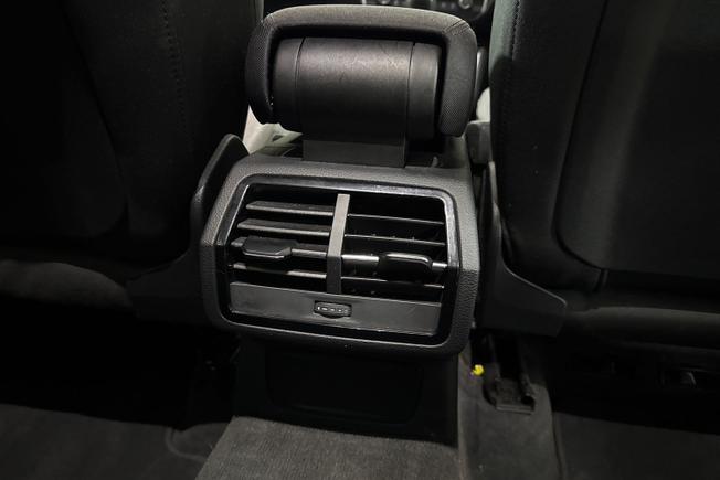 AUDI Q3 Photo 29