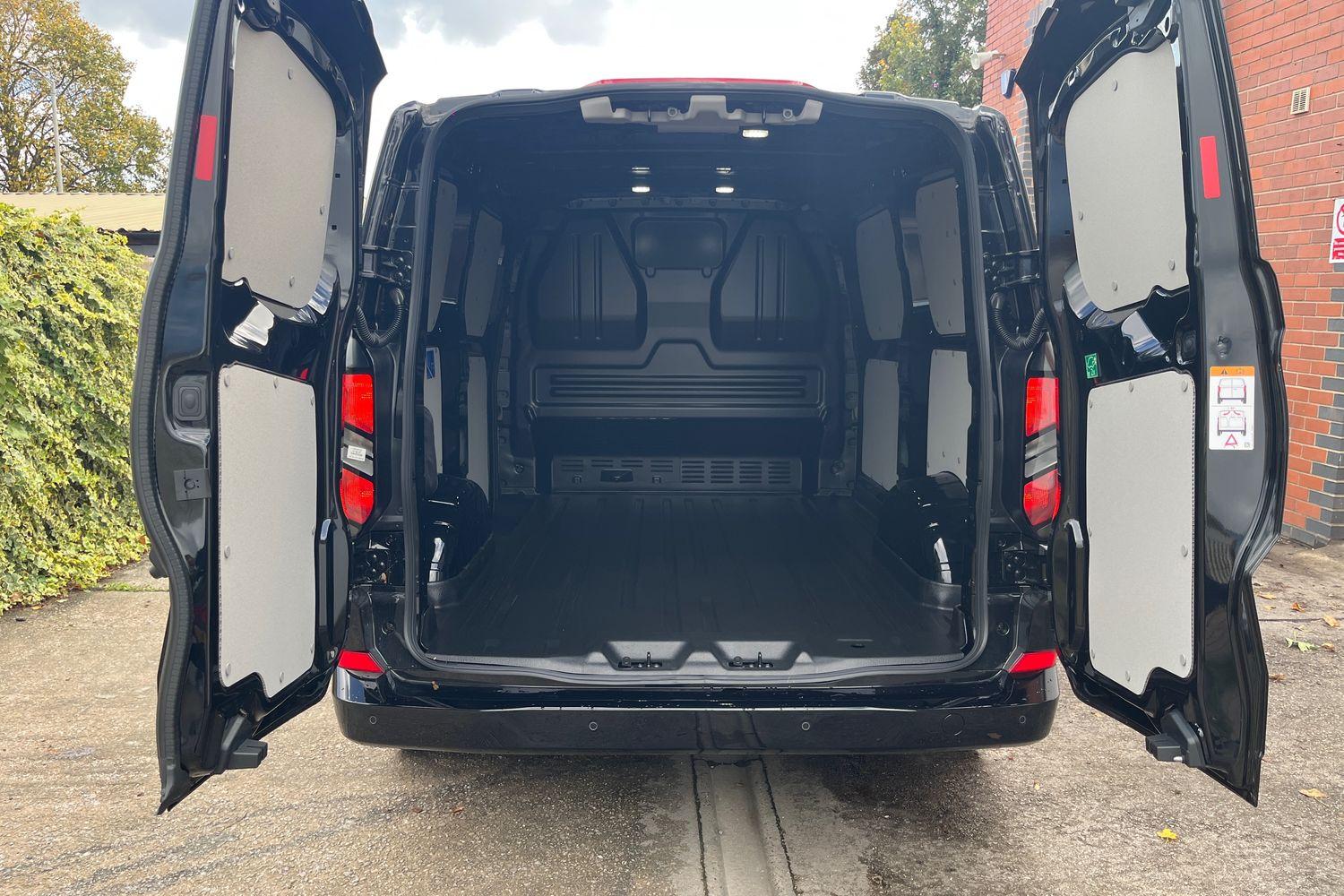 Ford TRANSIT CUSTOM Photo 5