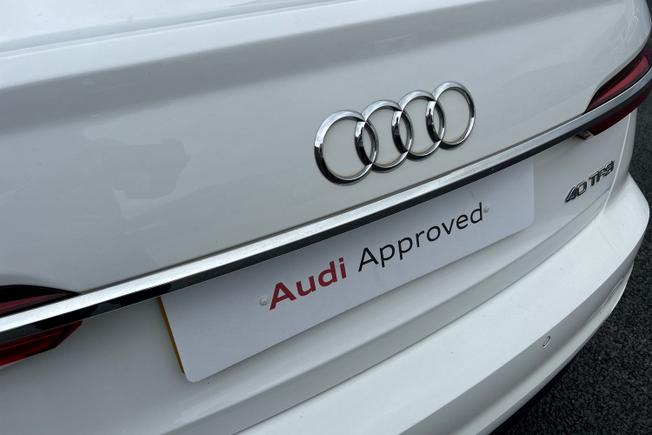 AUDI A6 Saloon Photo 34