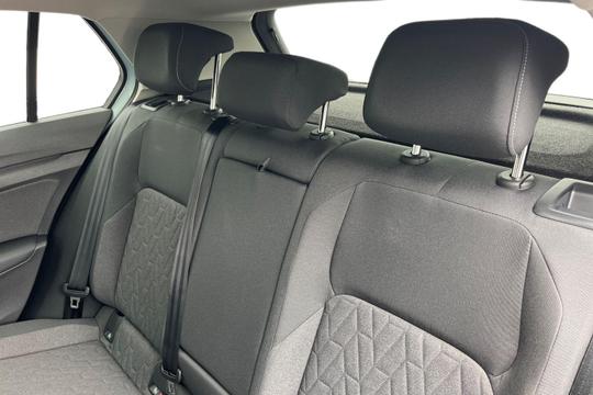 Volkswagen Golf Photo autoimg-1694159d97f514e4c58c26cb5c7f36738fe3ccf2.jpg
