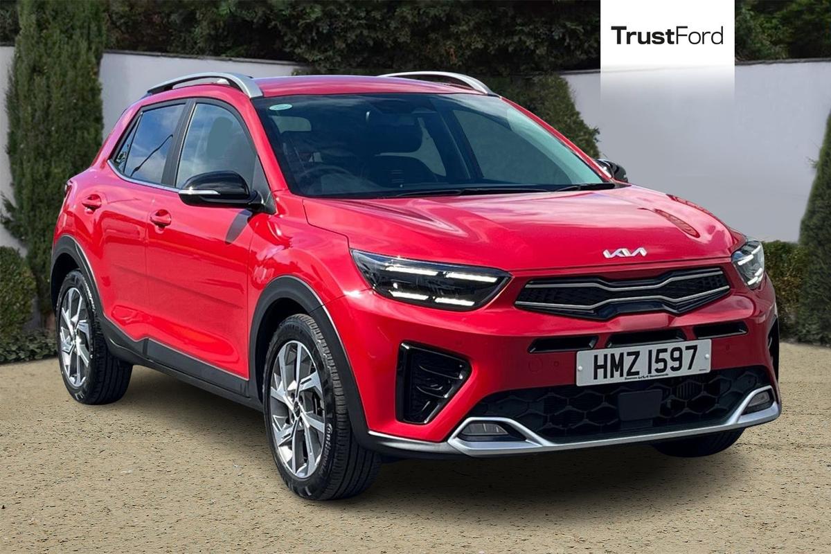 Kia Stonic listing photo