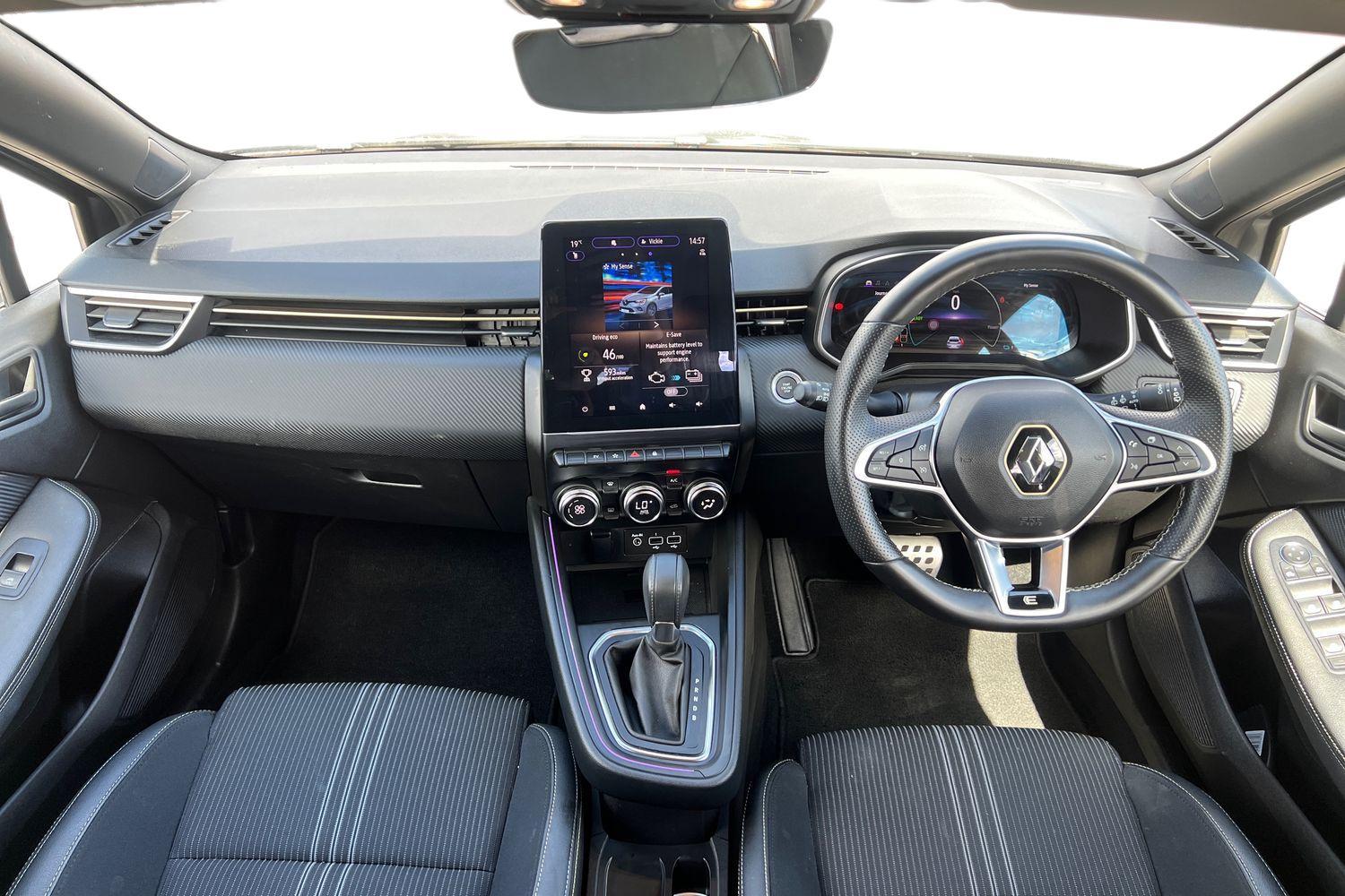 Renault CLIO Photo 9