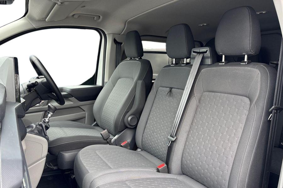 Ford TRANSIT CUSTOM Photo autoimg-16a5a7d18f82b72d1cbb372fca41ba6878c462c6.jpg