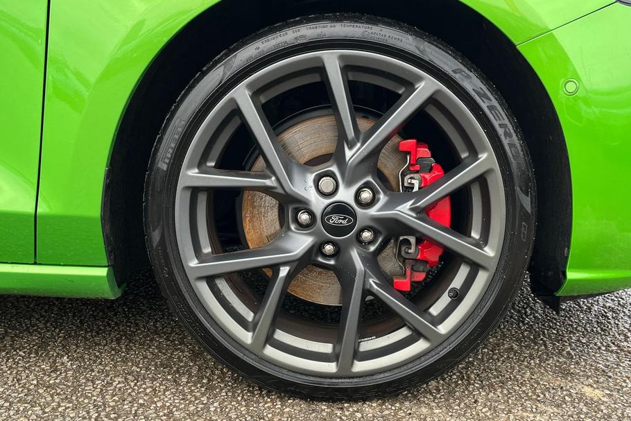 Used Ford FOCUS ET72VAH 8