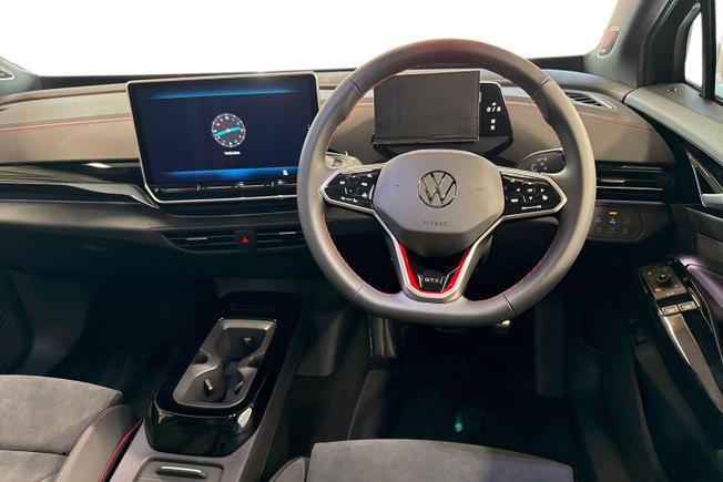 VOLKSWAGEN ID.4 Photo 11