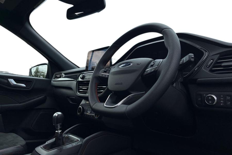 Ford KUGA Photo autoimg-16a6f617dab9686601eda6d561b433f972ca1c77.jpg