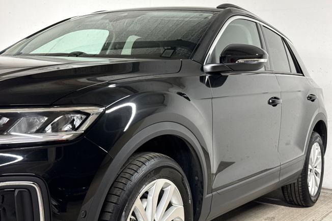 VOLKSWAGEN T-Roc Photo 30