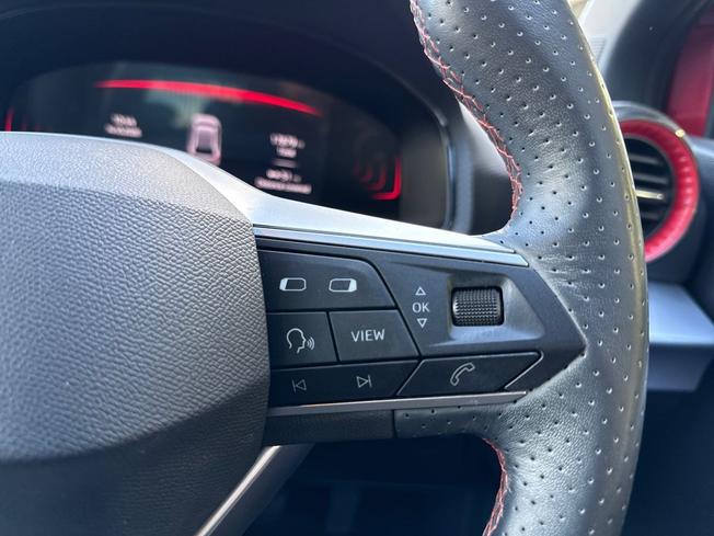 SEAT Ibiza Photo 17