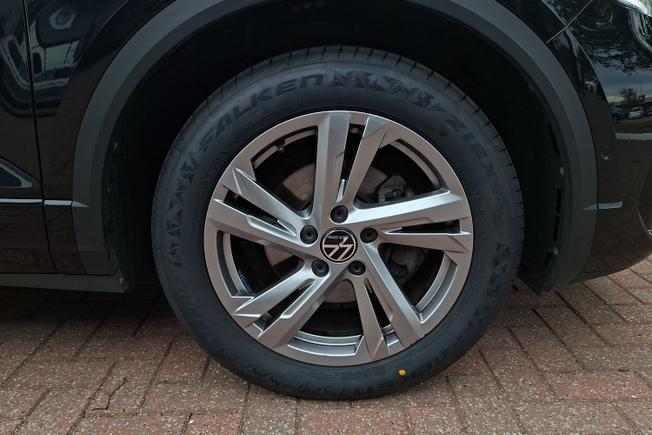 VOLKSWAGEN T-Roc Photo 5