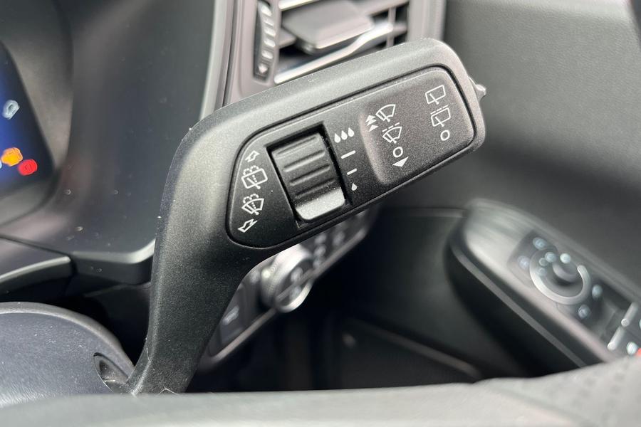 Ford Kuga Photo autoimg-16af1ab215fa540893494fd00ee52c8fb2f09b2a.jpg