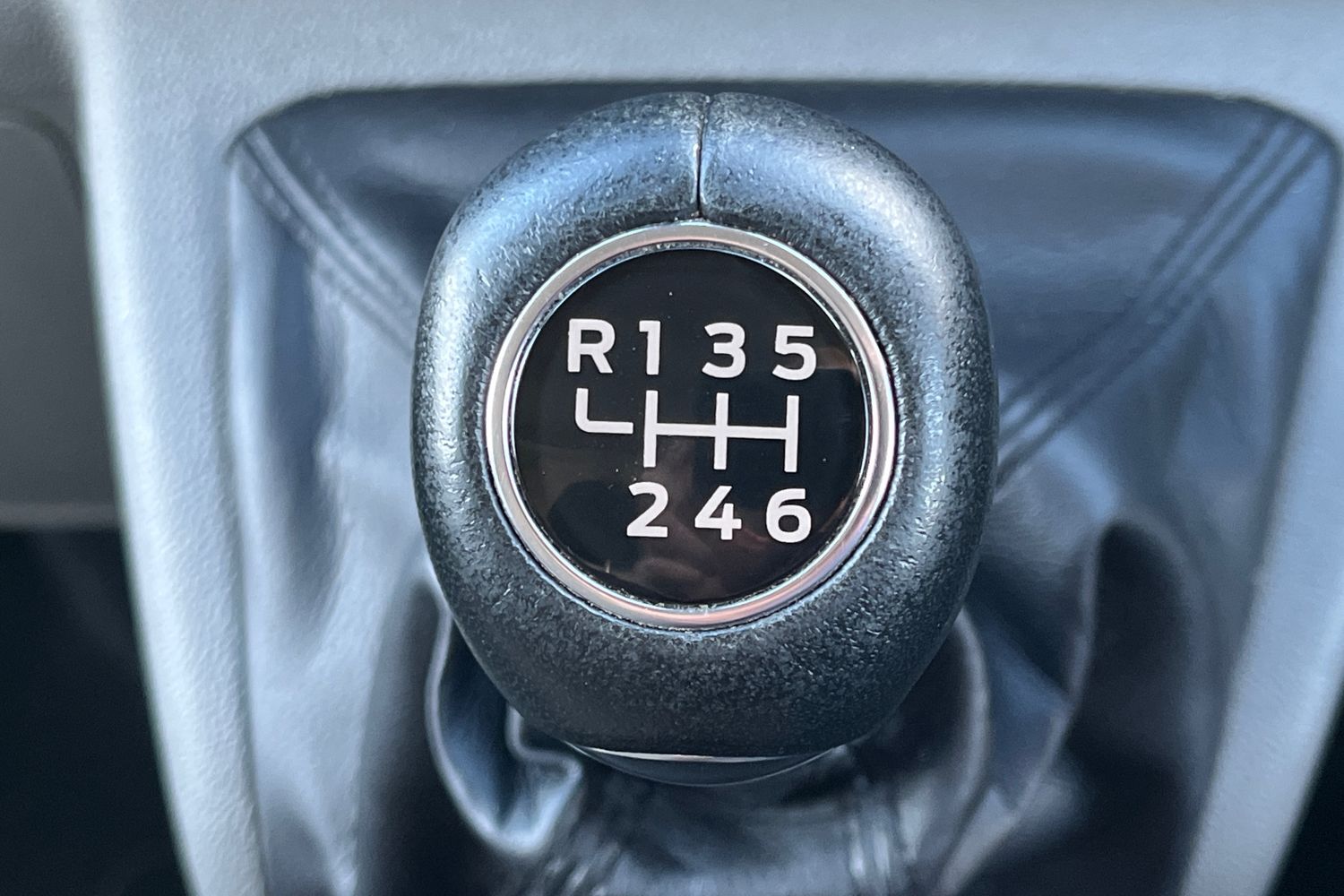 Ford TRANSIT CUSTOM Photo 38