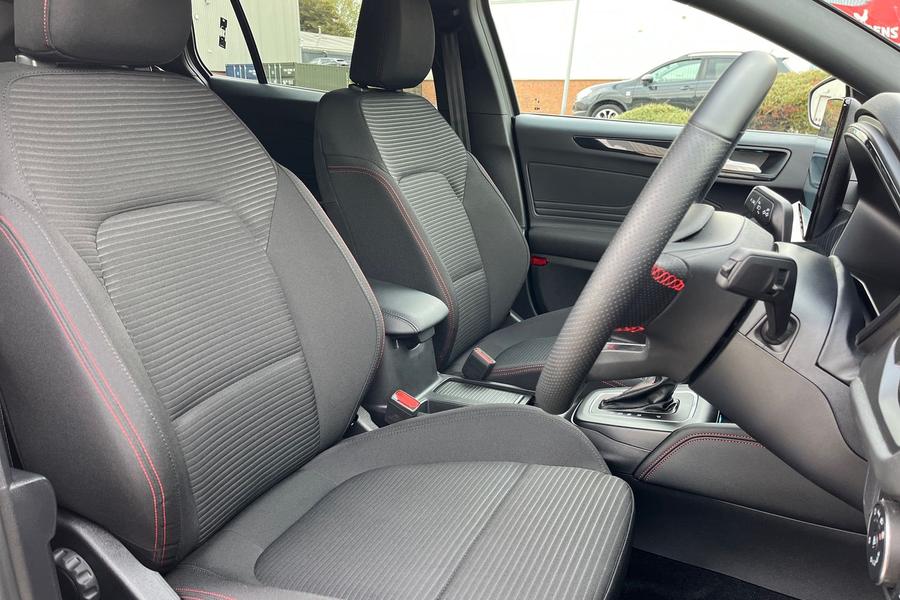 Ford Focus Photo autoimg-16b5e749f7b8d66034d3ed99227314beb8eefa05.jpg
