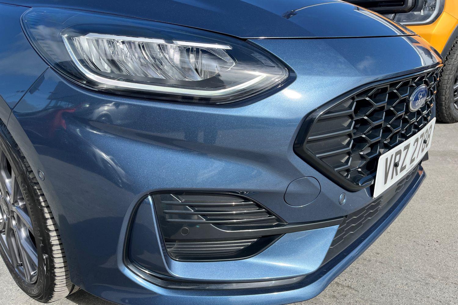 Ford FIESTA Photo 23
