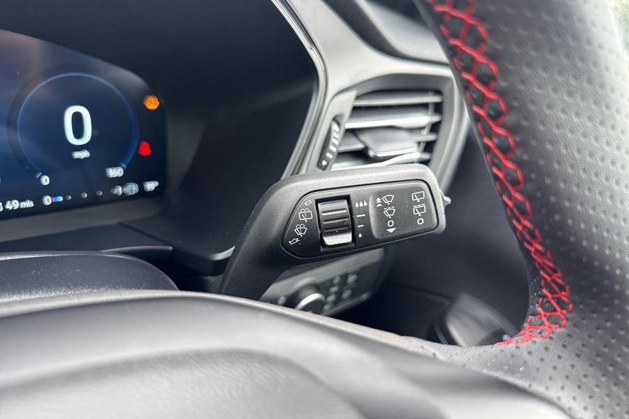 Ford KUGA Photo autoimg-16b943d86f184ec45d1a66923b88d03aab7d69ac.jpg