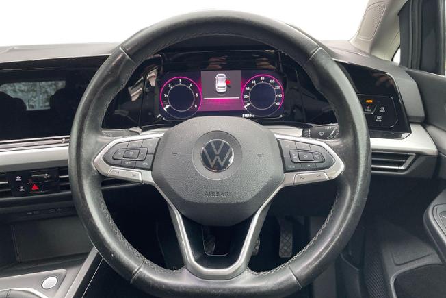 VOLKSWAGEN Golf Photo 11
