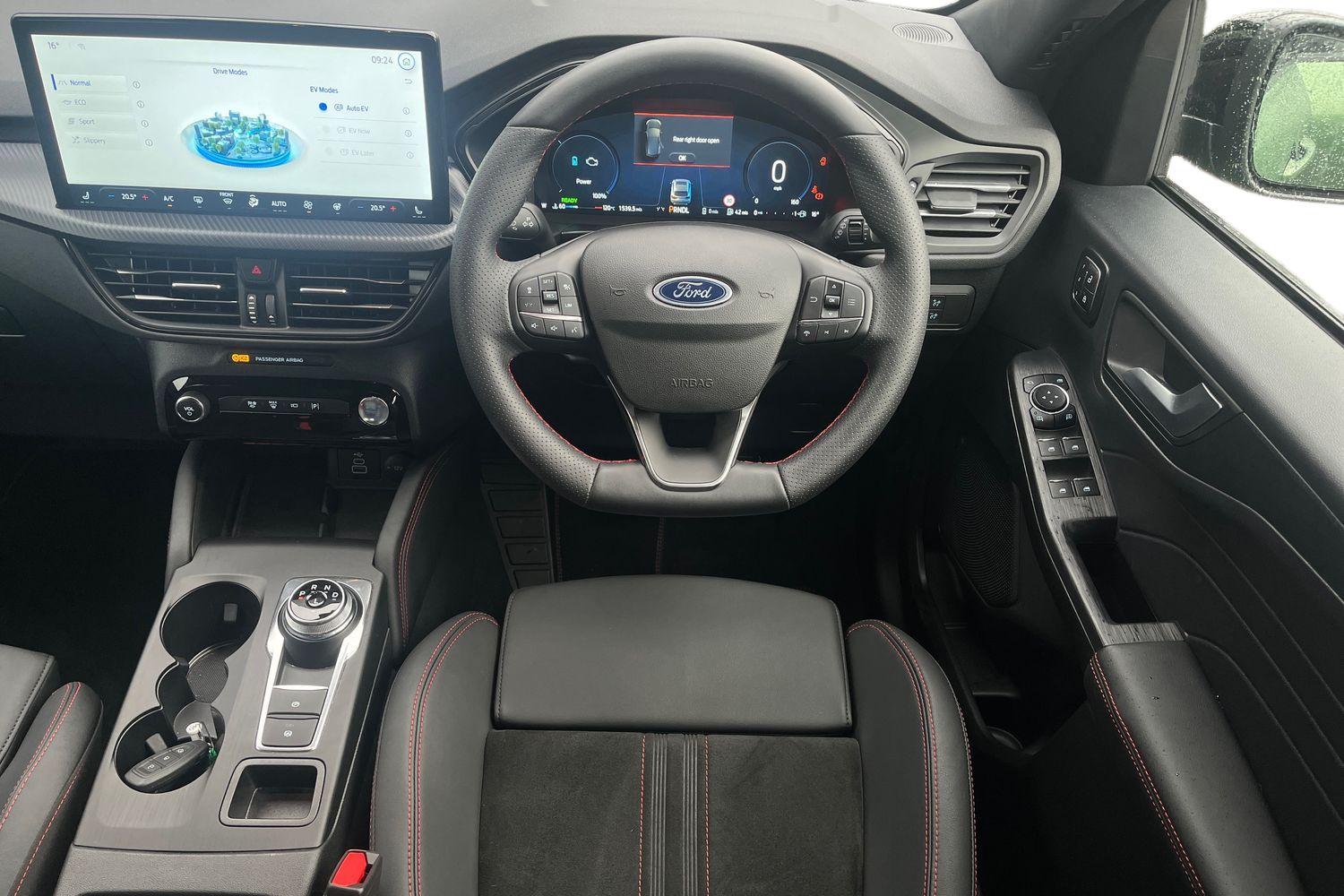 Ford KUGA Photo 10