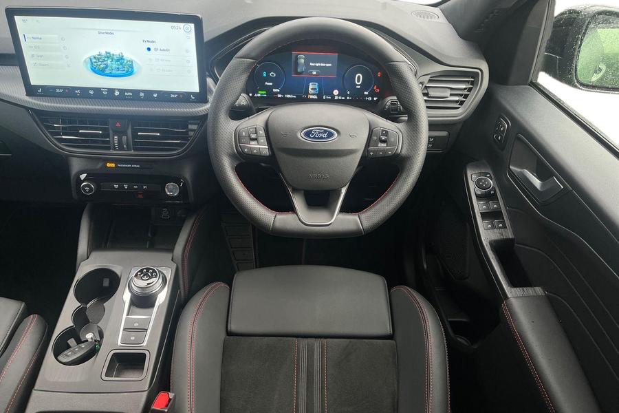 Ford KUGA Photo autoimg-16ba7391ccae43e920ef7c6b4428ada6bacba55d.jpg