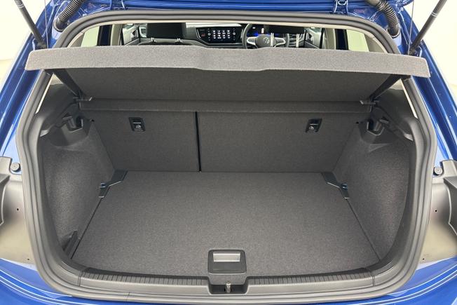 VOLKSWAGEN Polo Photo 12