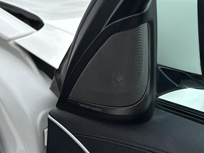 BMW 5 Series Photo 29