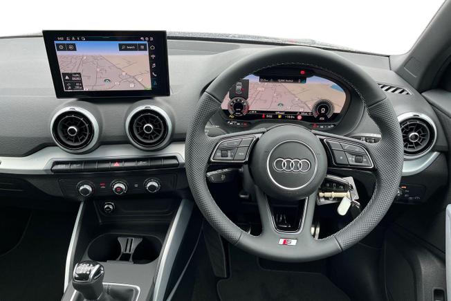 AUDI Q2 Photo 11