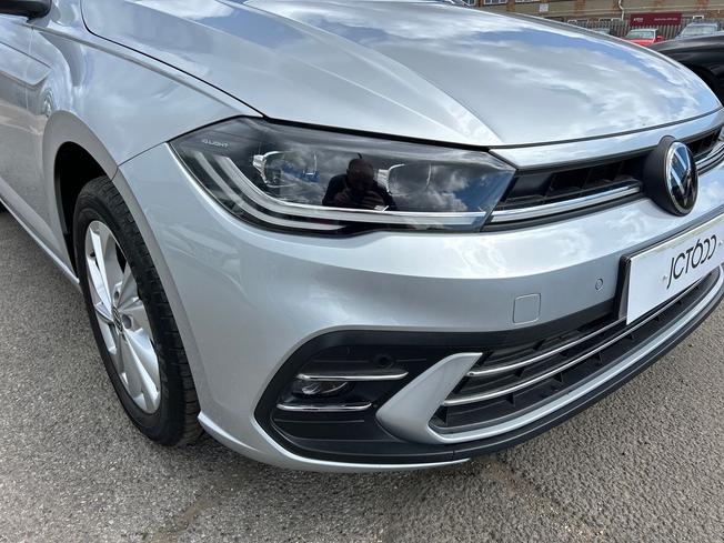 VOLKSWAGEN Polo Photo 29