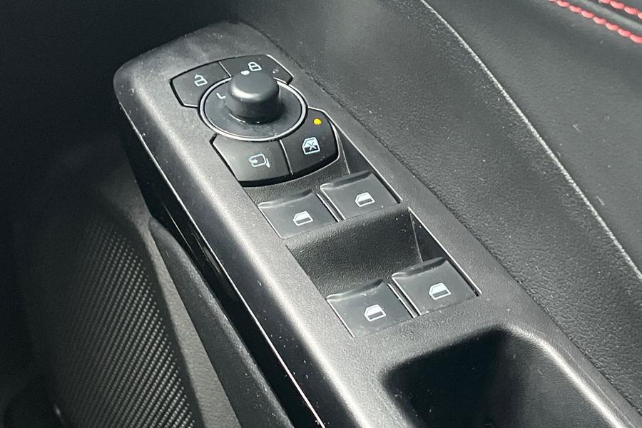 Ford PUMA Photo autoimg-16cad41547a26809466729aaa786ce27fbba3a25.jpg