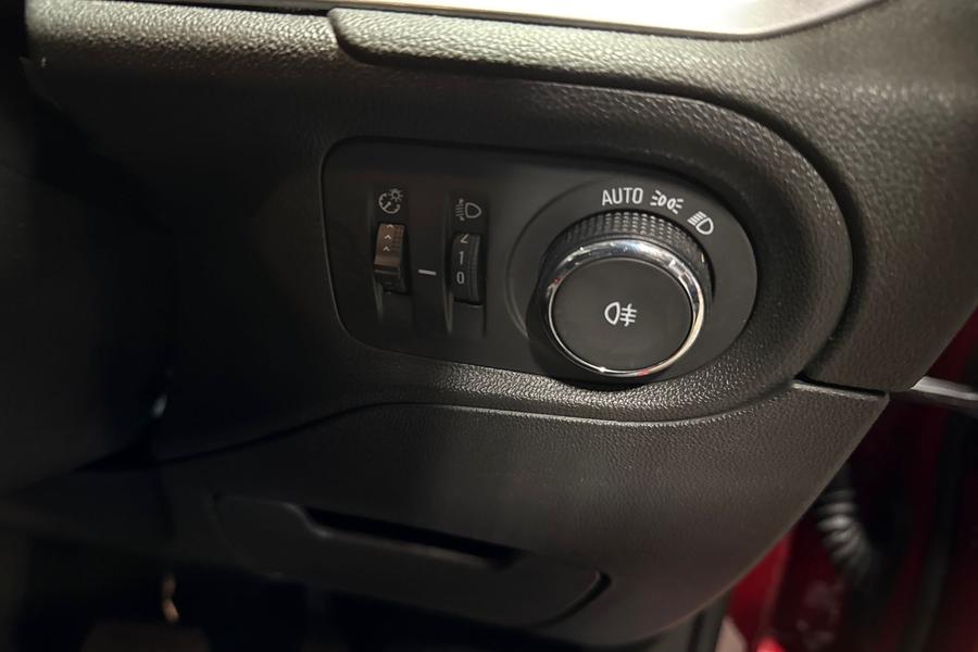 Vauxhall GRANDLAND Photo autoimg-16d198ed6a933074fe17e09ab59e048f44b10a43.jpg