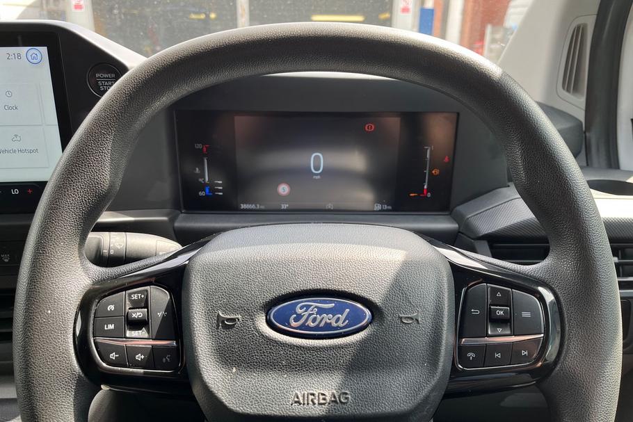 Used Ford TRANSIT CUSTOM DY73VJG 30