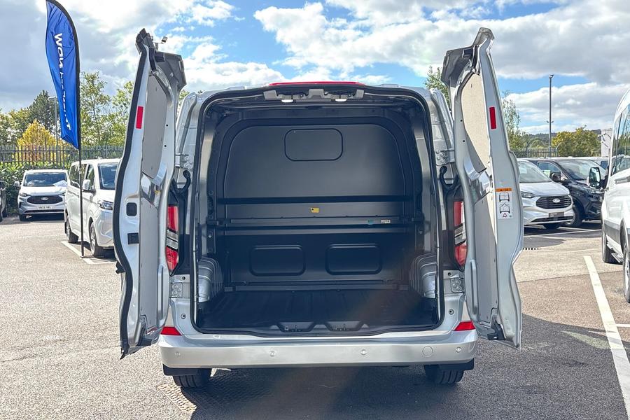 Ford TRANSIT CUSTOM Photo autoimg-16d41516fc39be767ea3846646a6c6114b037f43.jpg