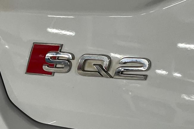 AUDI SQ2 Photo 33