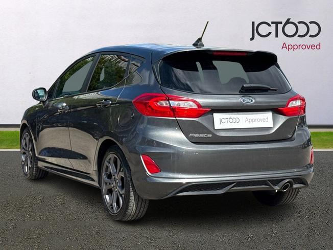 FORD Fiesta Photo 3