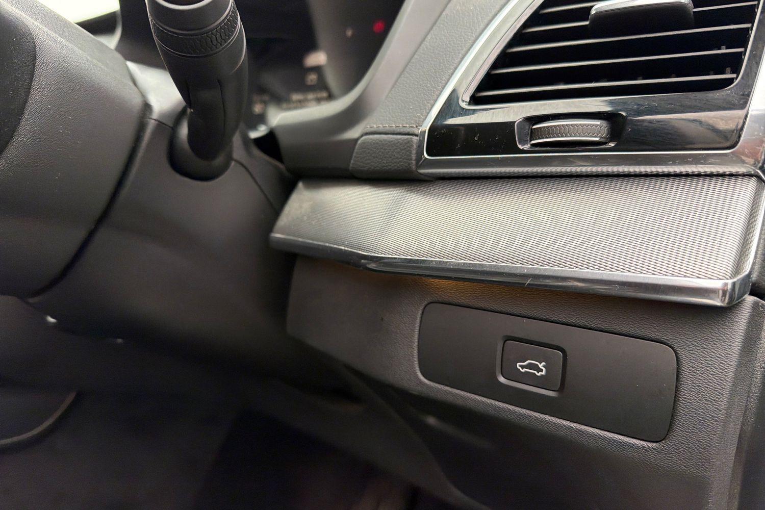 Volvo XC90 Photo 26