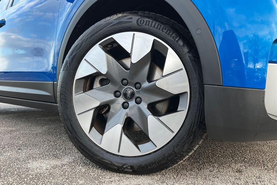 Ford Explorer Photo autoimg-16de68c6d4e1d2a18de7c48109e1ae8e136373a3.jpg