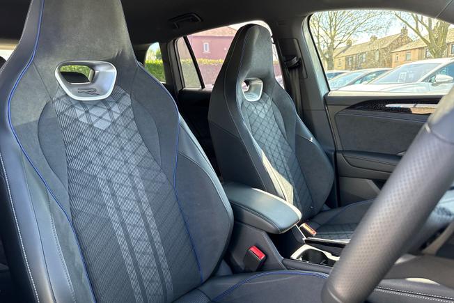 VOLKSWAGEN Tiguan Photo 27