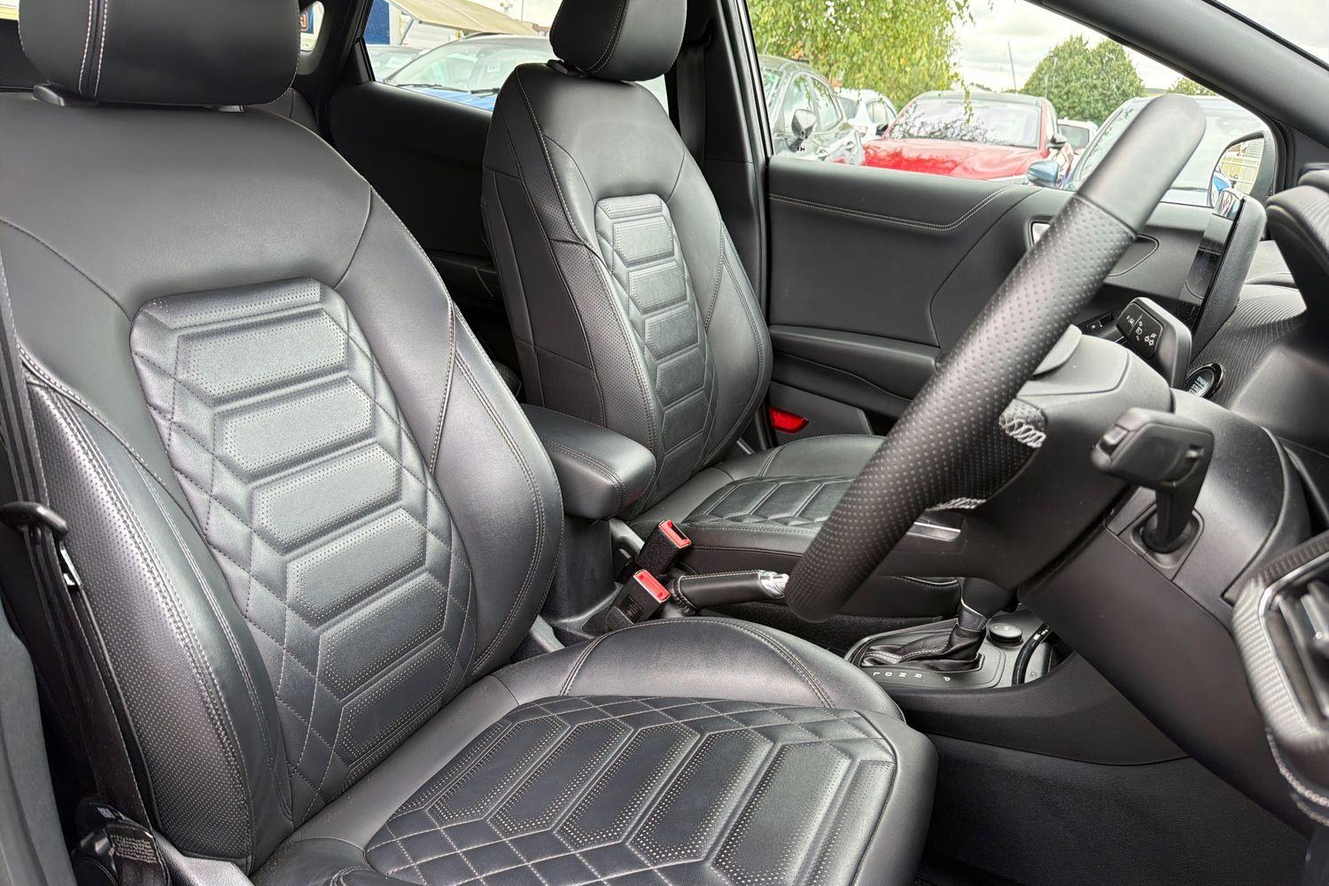 Ford PUMA Photo 16